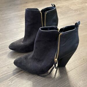 Mossimo black and gold ankle boots